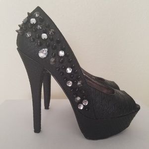 Dollhouse jewel and spike studded 4" heels